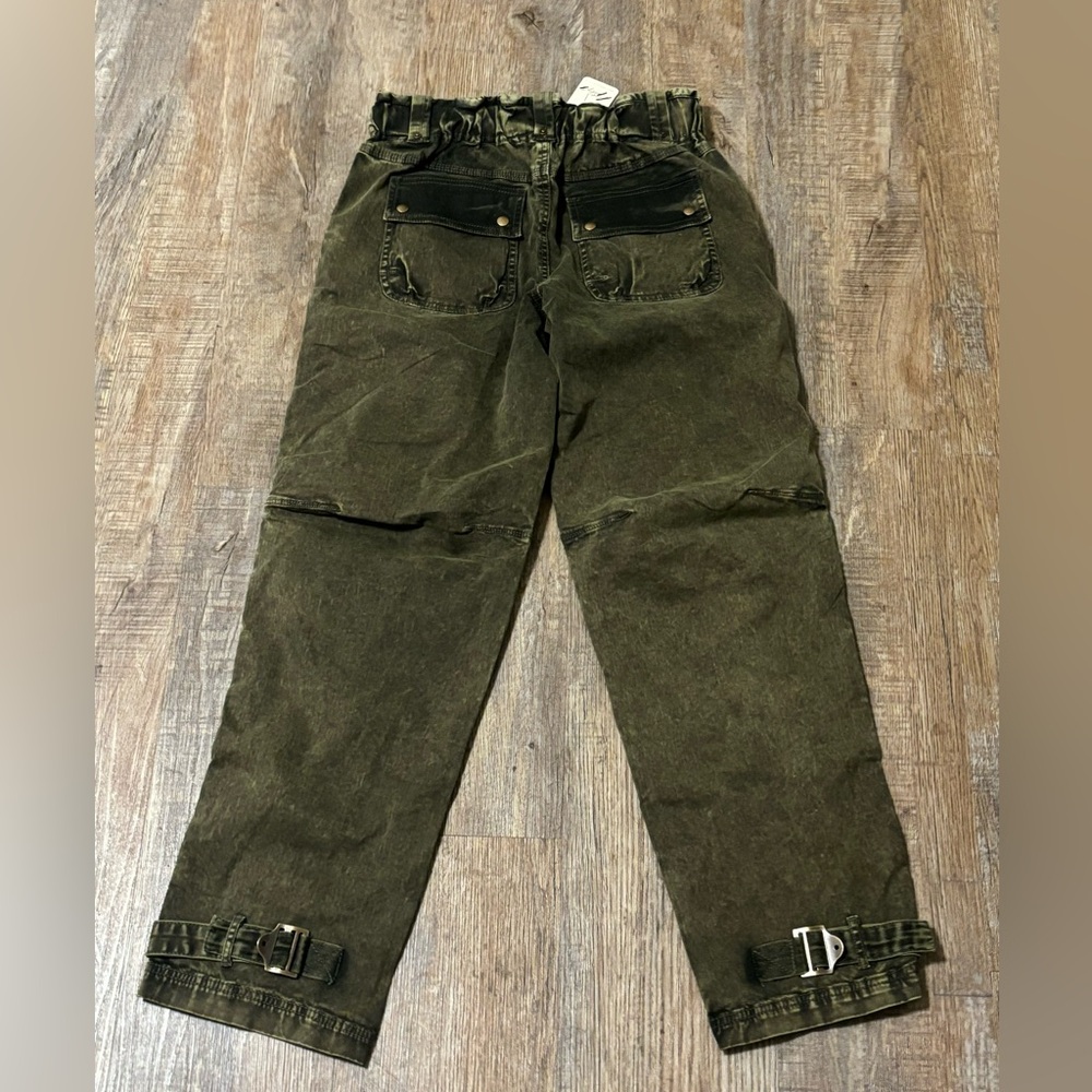 Free People Can't Compare Cargo Pants In Dusty Olive - Picture 9 of 15